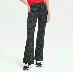 Women's Zoe & Liv flared leggings sz XS